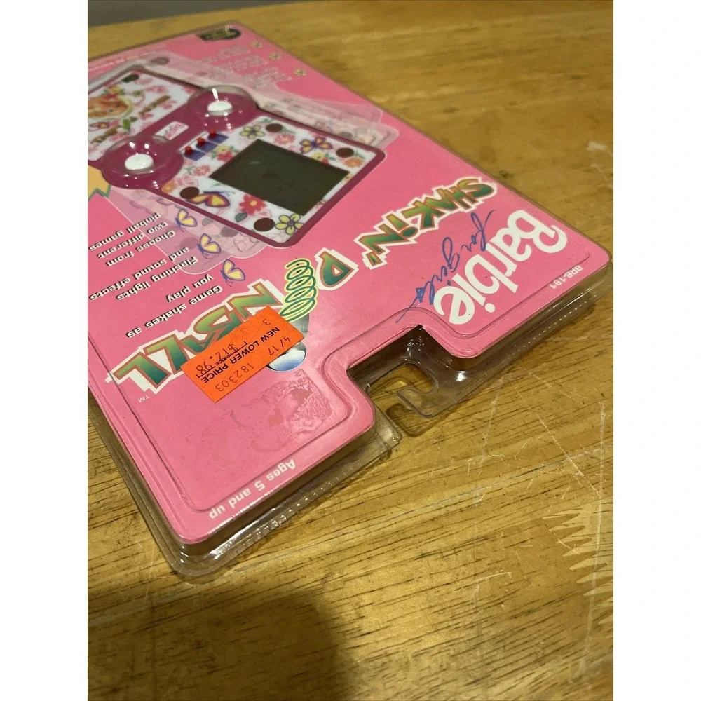 1995‎ Mattel Barbie Shakin' Pinball Micro Games Of America Electronic Handheld
